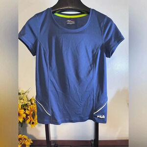 Fila Sport Women’s Size M Moisture Wicking Athletic shirt short sleeve blue